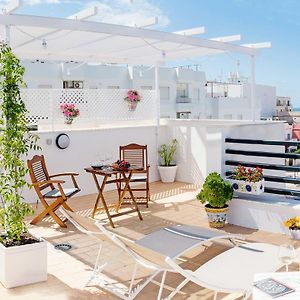 Summerland Apartments Rota